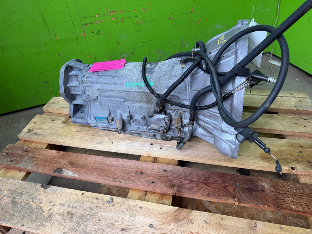 98 JEEP CHEROKEE XJ 4.0 AUTOMATIC TRANSMISSION 43LE 52104210AC 4x4 97-01