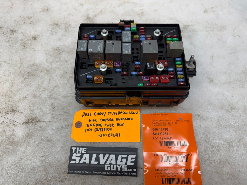 21 CHEVROLET GMC SIERRA SILVERADO 3500 2500 ENGINE FUSE RELAY BOX 86771159 19-21