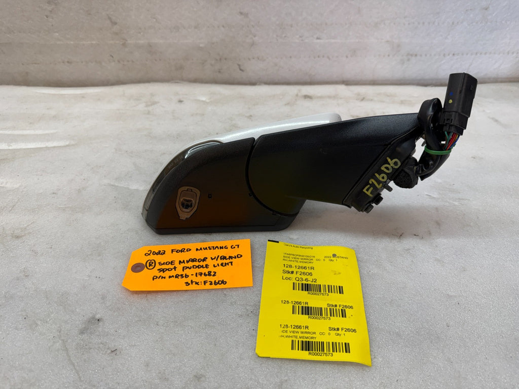 18-23 FORD MUSTANG OEM RIGHT REAR OUTER VIEW MIRROR WHITE MR3B-17682