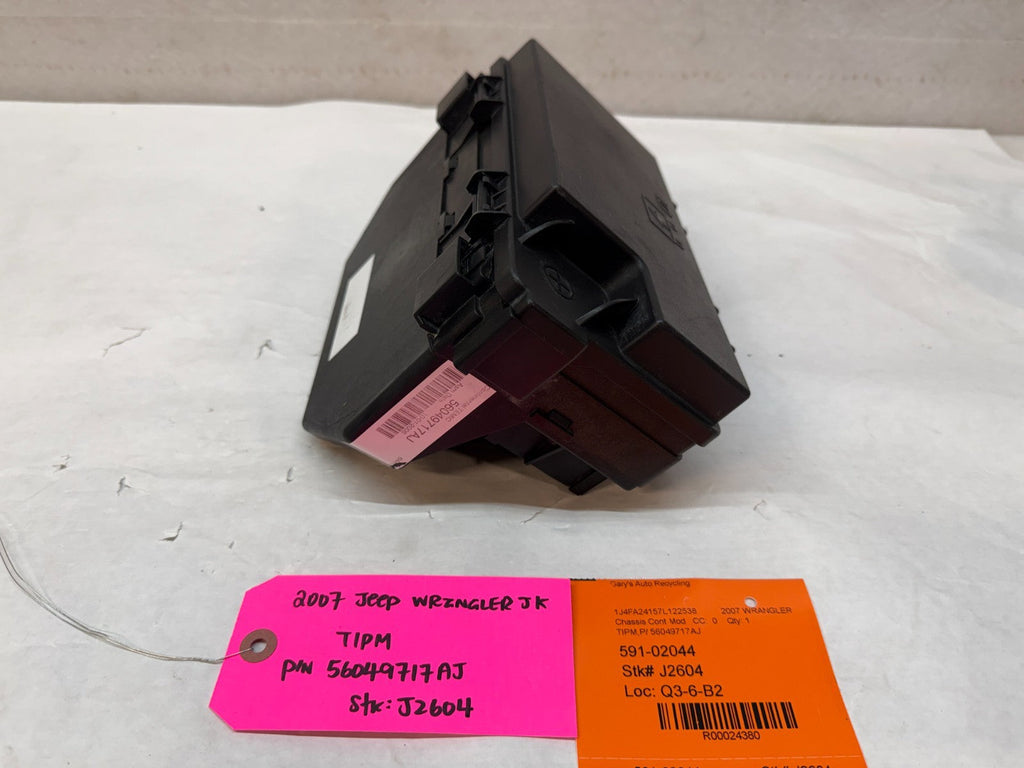 07 JEEP WRANGLER JK TIPM INTEGRATED MODULE FUSE BOX P56049717AJ