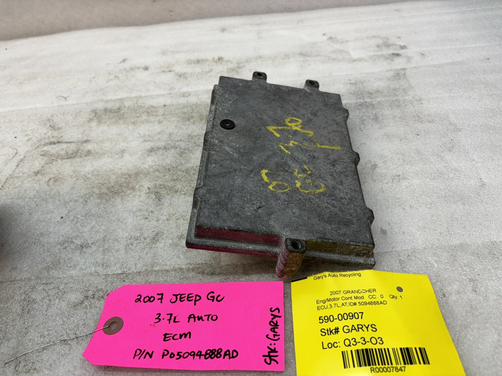 07 JEEP GRAND CHEROKEE WK2 3.7 AUTOMATIC ENGINE COMPUTER ECM ECU P05094888AD