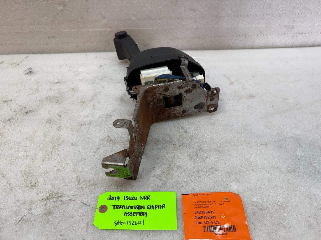 19 ISUZU NRR NPR NQR 5.2 AUTOMATIC SHIFTER HANDLE ASSEMBLY 11-22