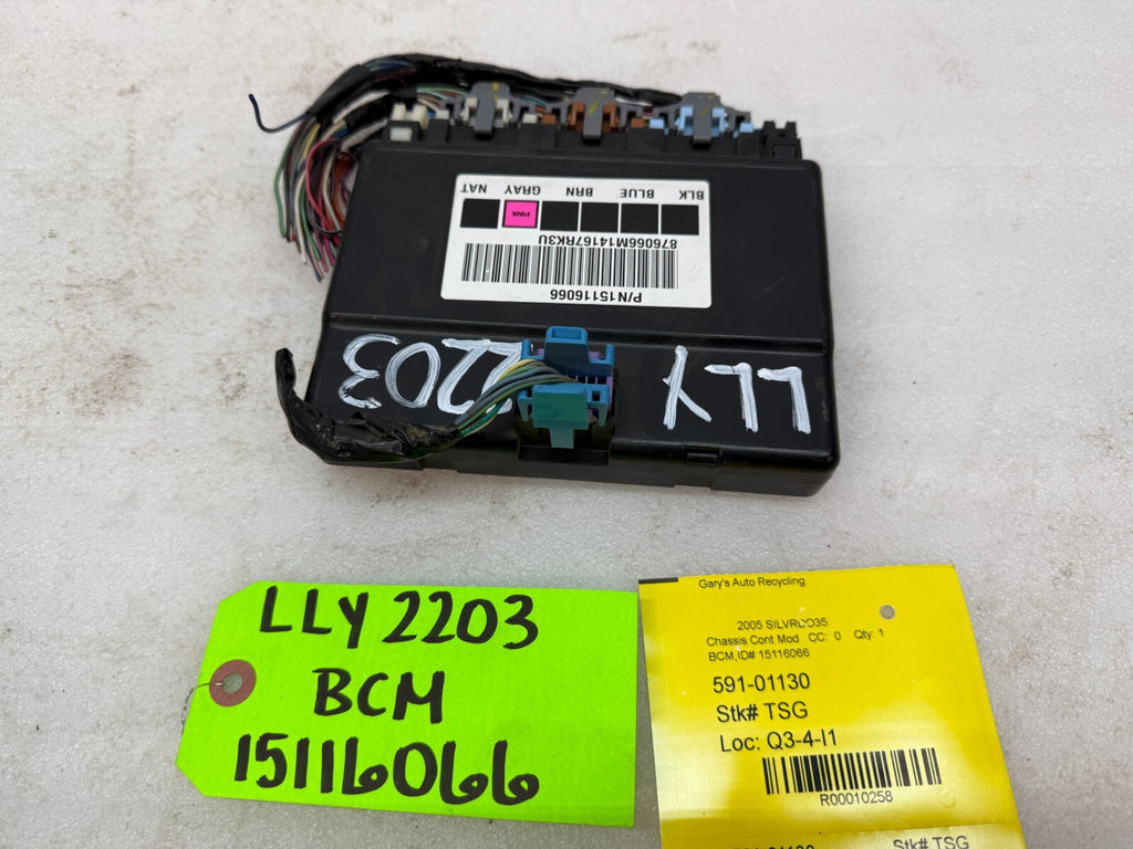 01-05 Chevrolet GMC 2500HD 3500HD 6.6 DURAMAX BODY CONTROL MODULE BCM 15116066