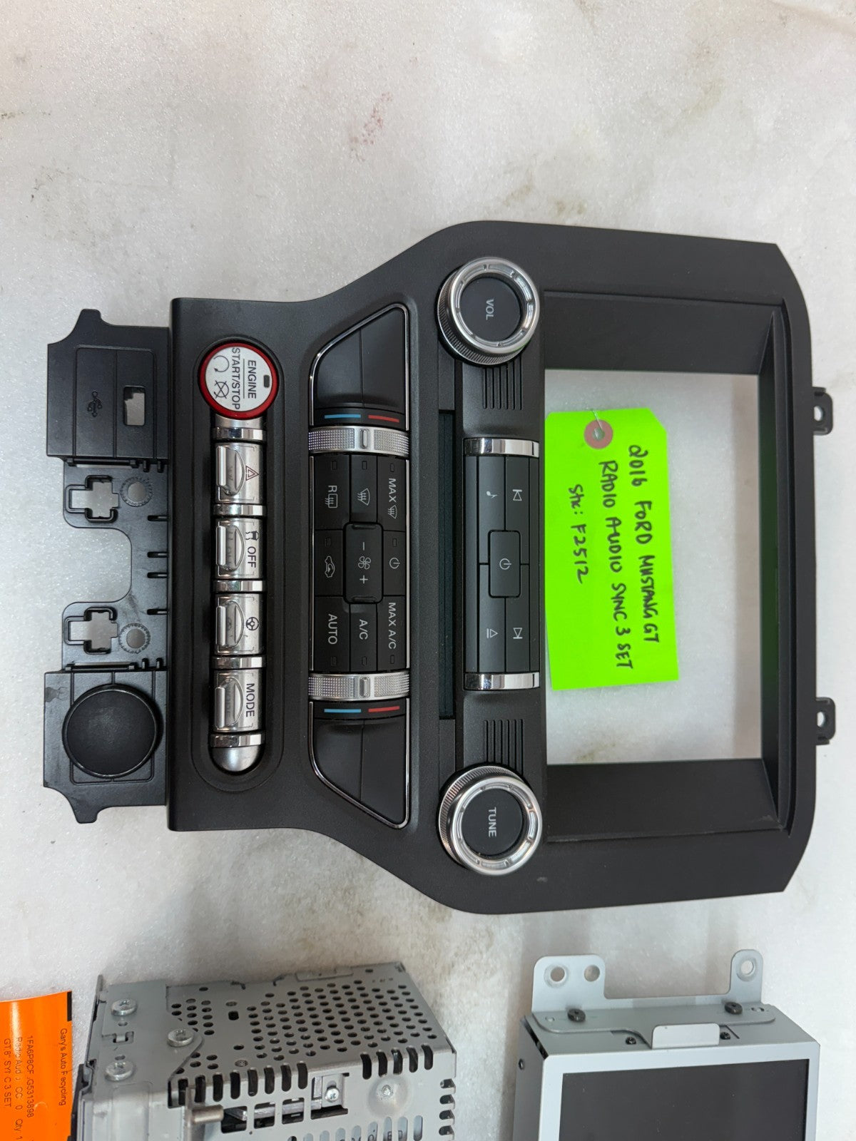16 FORD MUSTANG GT SYNC 3 GPS NAVIGATION 8.0 SCREEN APIM RADIO BEZEL 15 16 17