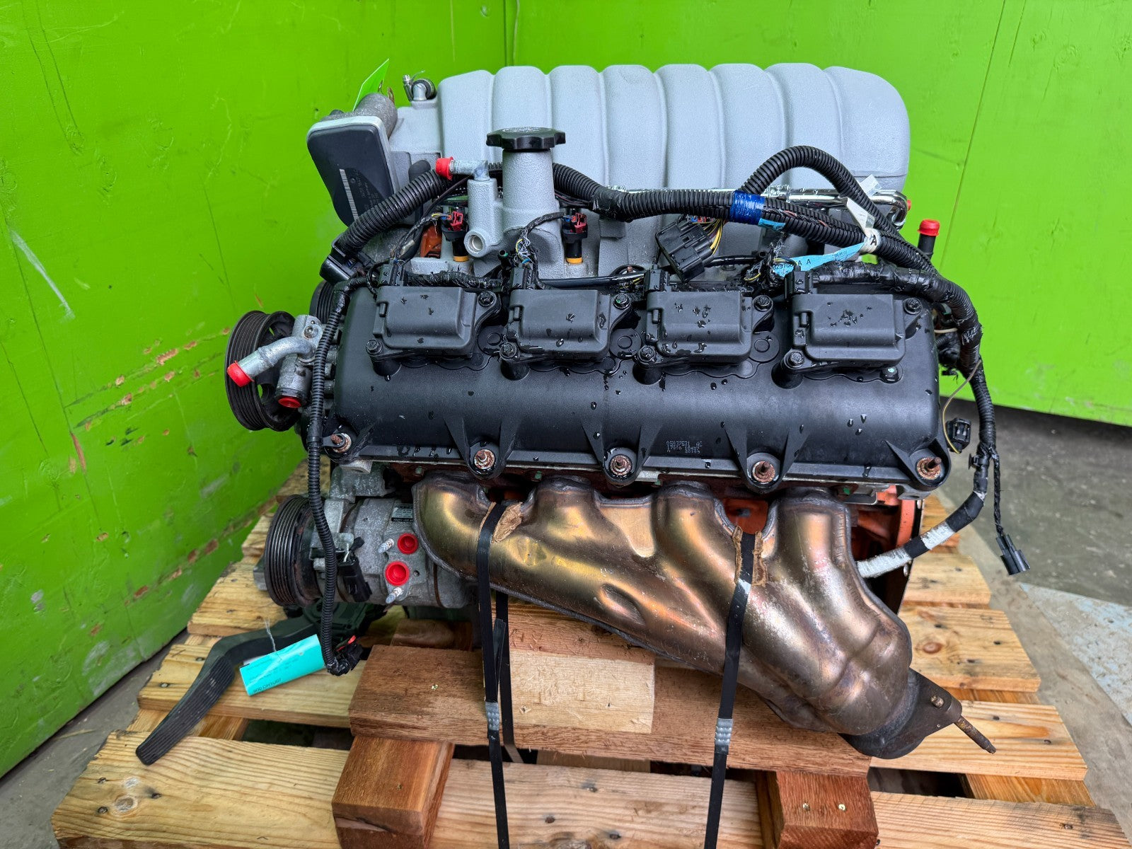 05-10 CHRYSLER 300 CHARGER CHALLENGER SRT8 SRT-8 COMPLETE 6.1 HEMI ENGINE 65K
