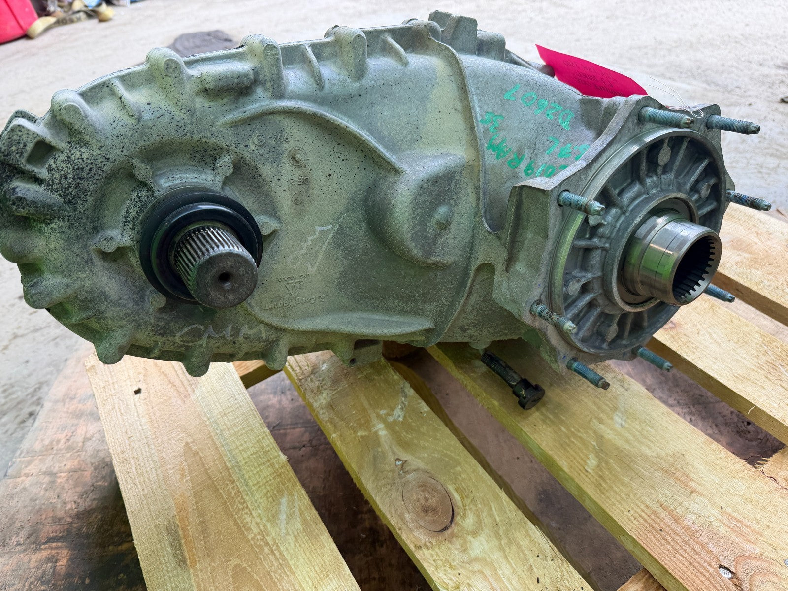 19-24 DODGE RAM 2500 3500 6.7 CUMMINS TRANSFER CASE AISIN 68396133AA 4X4