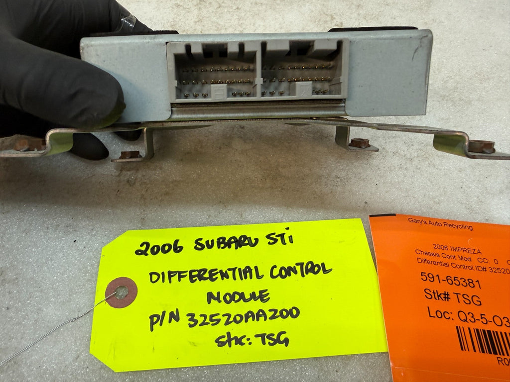06 07 Subaru Impreza STI EJ257 OEM DCCD DIFFERENTIAL CONTROL MODULE 32520AA200