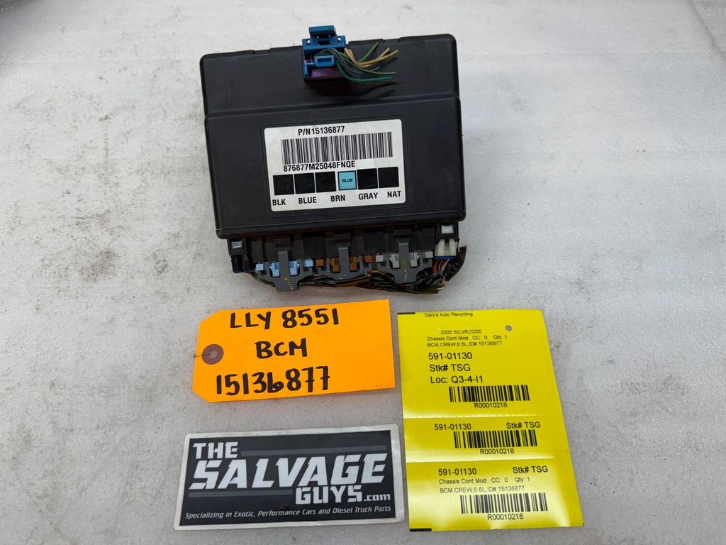 04 05 Chevrolet GMC DURAMAX LLY 6.6 BODY CONTROL MODULE BCM 15136877