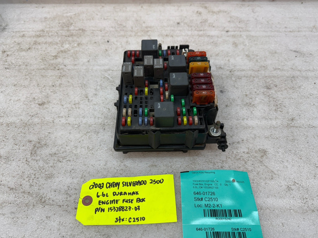 01-05 Chevrolet GMC SILVERADO SIERRA 6.6 LB7 UNDERHOOD FUSEBOX RELAY 15328827-03