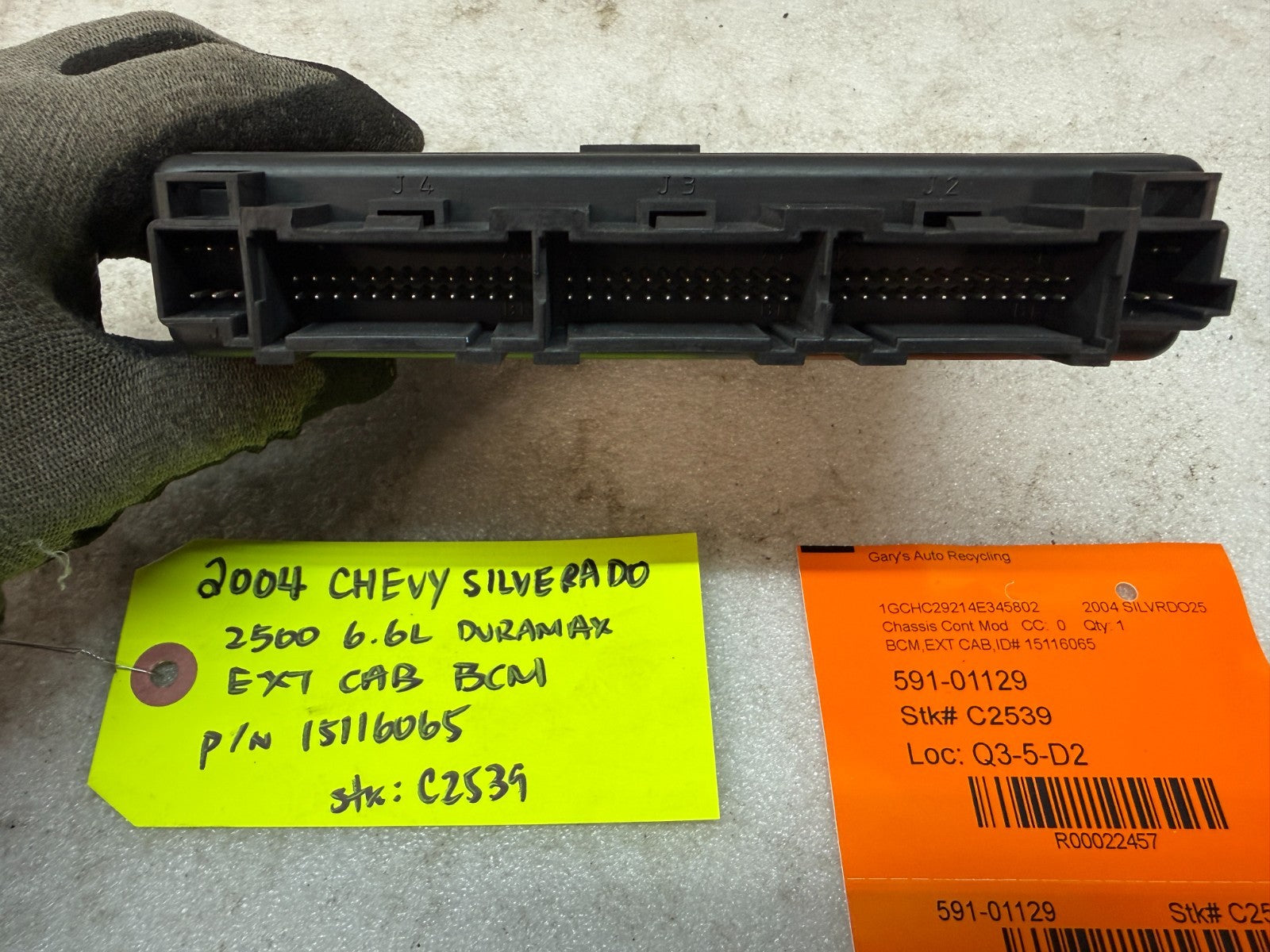 01-05 Chevrolet GMC 2500HD 3500HD 6.6 DURAMAX BODY CONTROL MODULE BCM 15116065