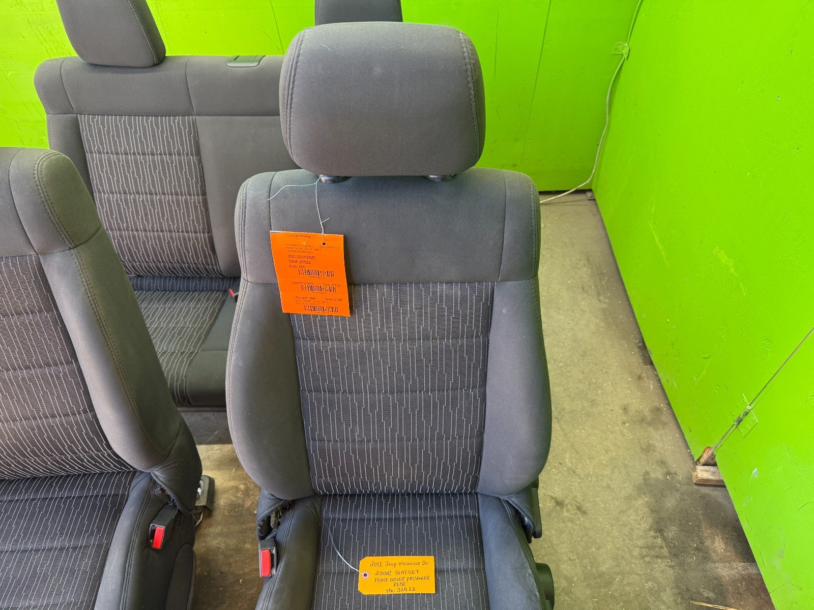 07-18 JEEP WRANGLER JK  2 DR OEM FRONT REAR COMPLETE SEATS SET DARK GREY GRAY