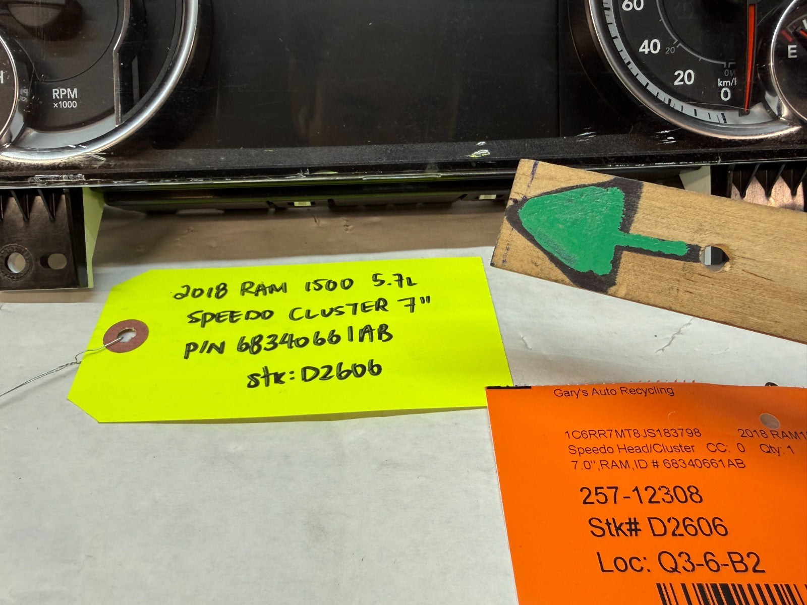 17 18 DODGE RAM SPORT 1500 5.7 METRIC SPEEDOMETER GAUGE CLUSTER 68340661AB 63k