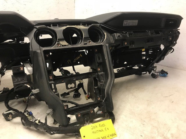 15 16 17 FORD MUSTANG 5.0 GT COMPLETE BLACK DASH ASSEMBLY COMPLETE
