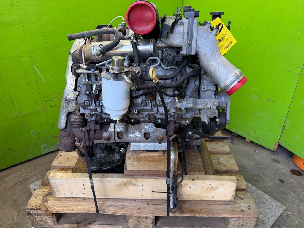 06 07 CHEVROLET GMC 2500 3500 6.6 LBZ DURAMAX DIESEL ENGINE MOTOR NO CORE!!