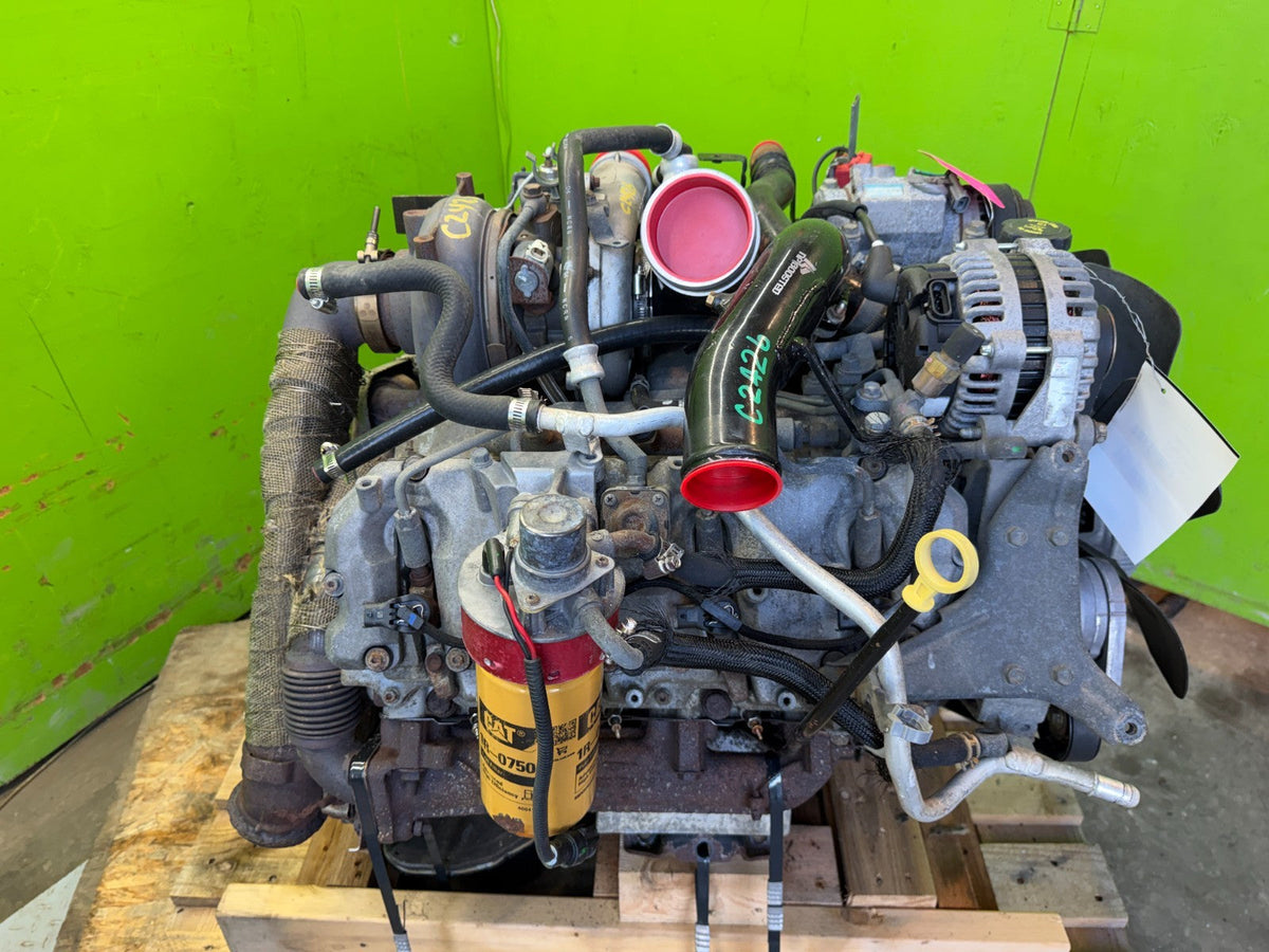 04 05 CHEVROLET GMC 2500 3500 6.6 LLY DURAMAX DIESEL ENGINE MOTOR NO CORE!!