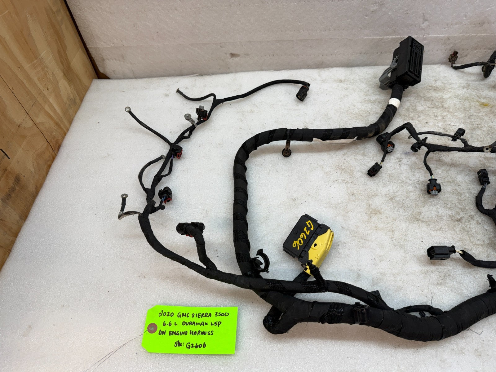 20-24 GMC CHEVROLET 3500HD DURAMAX 6.6 L5P ON ENGINE WIRING HARNESS