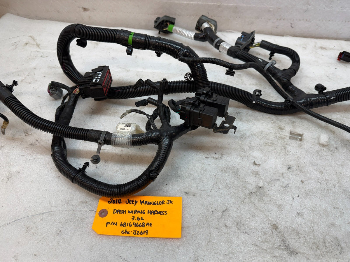 14 JEEP WRANGLER JK 3.6 DASH GAUGE WIRING HARNESS LOOM P68164668AE