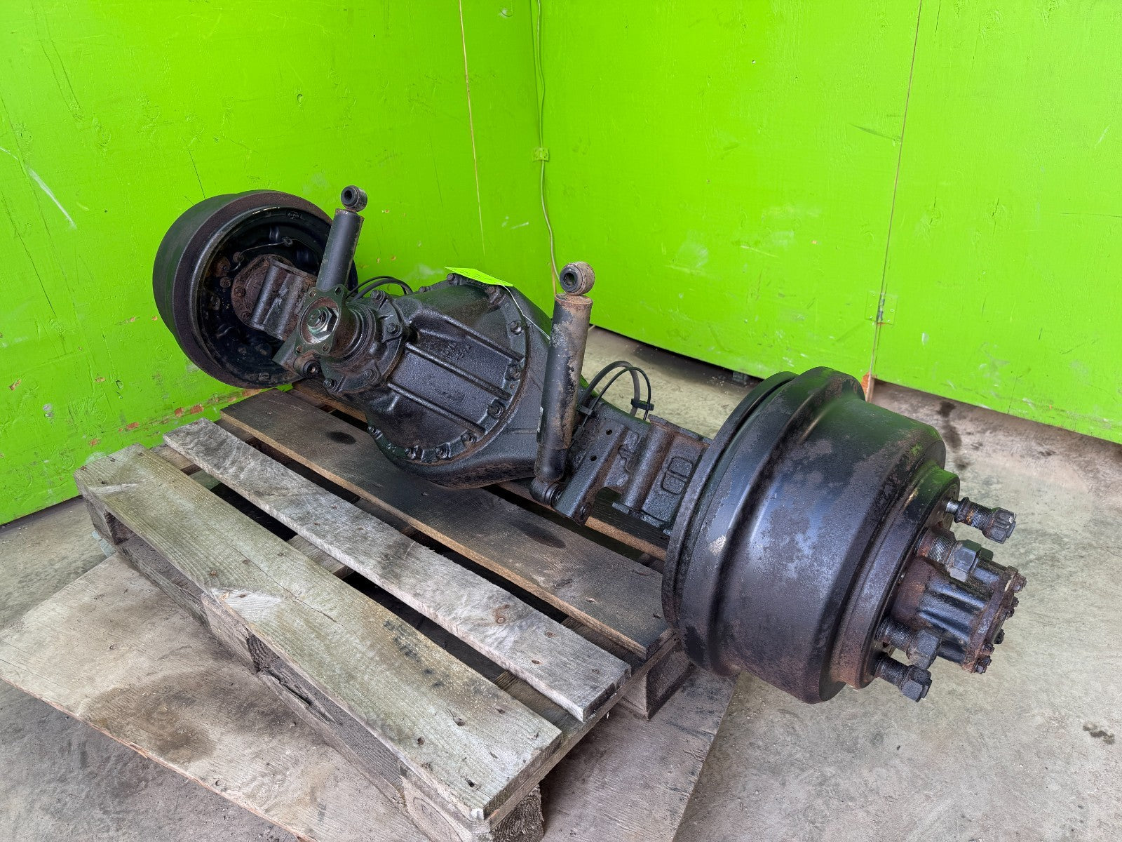 19 ISUZU NRR NQR 5.2 REAR DIFFERENTIAL DIFF AXLE ASSEMBLY 68K