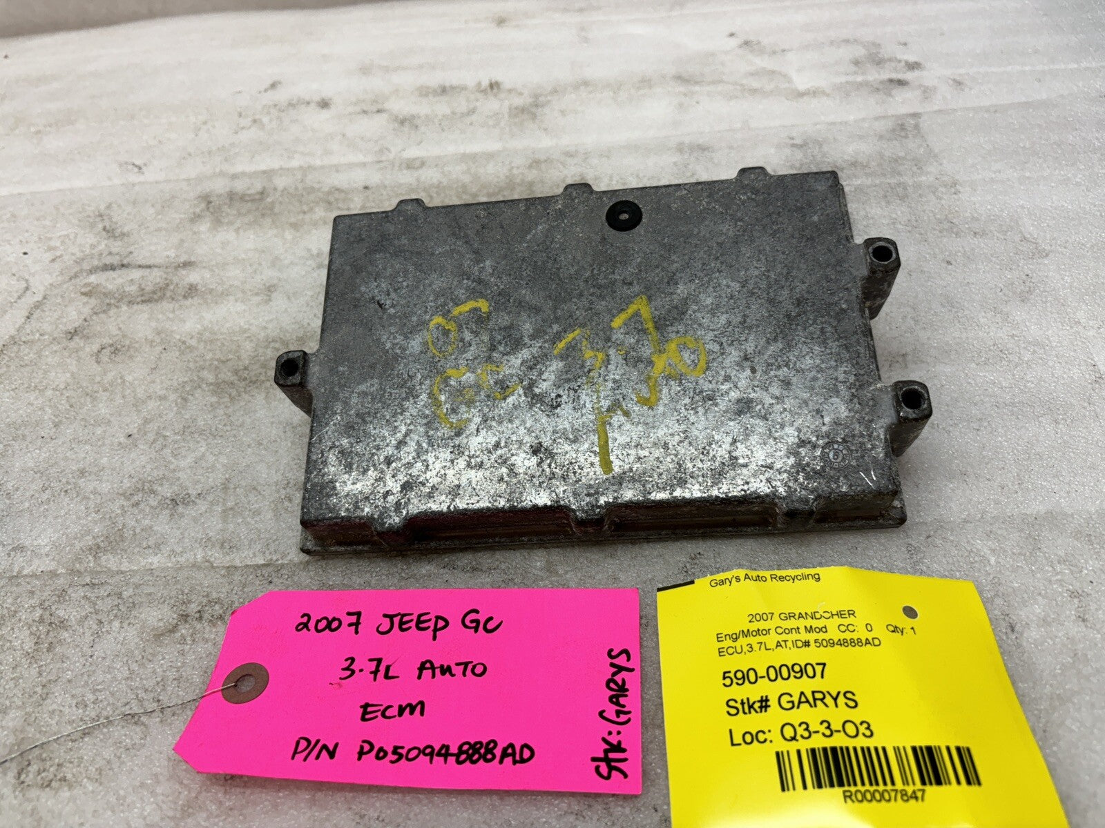 07 JEEP GRAND CHEROKEE WK2 3.7 AUTOMATIC ENGINE COMPUTER ECM ECU P05094888AD