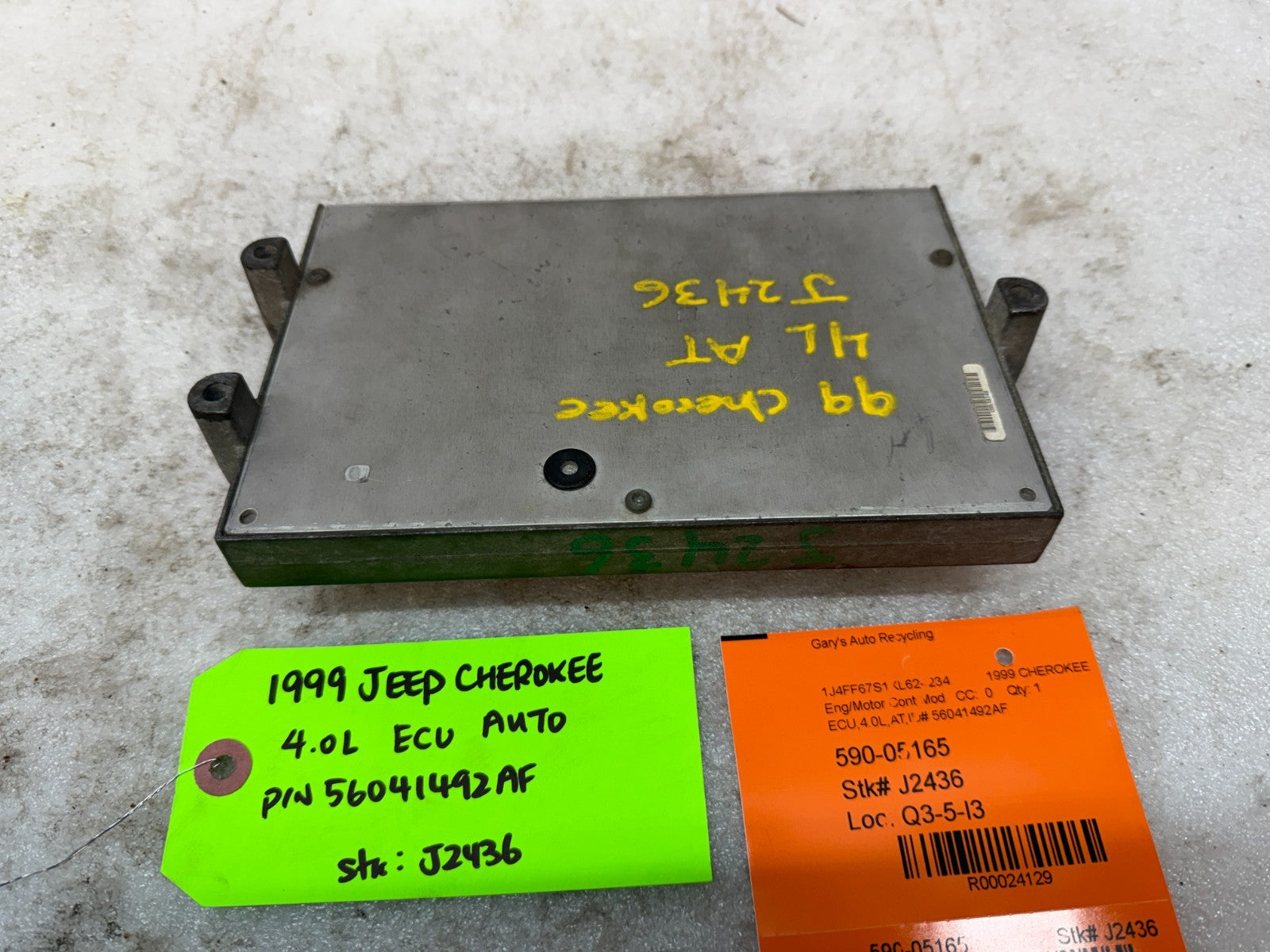 99 JEEP CHEROKEE XJ 4.0 AUTOMATIC ENGINE COMPUTER ECM ECU P56041534AE 56041492AF