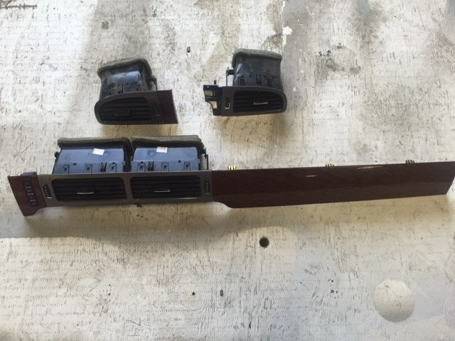 08-10 Chevrolet GMC 2500HD 3500HD INTERIOR DASH TRIM W/ HEATER AC VENTS