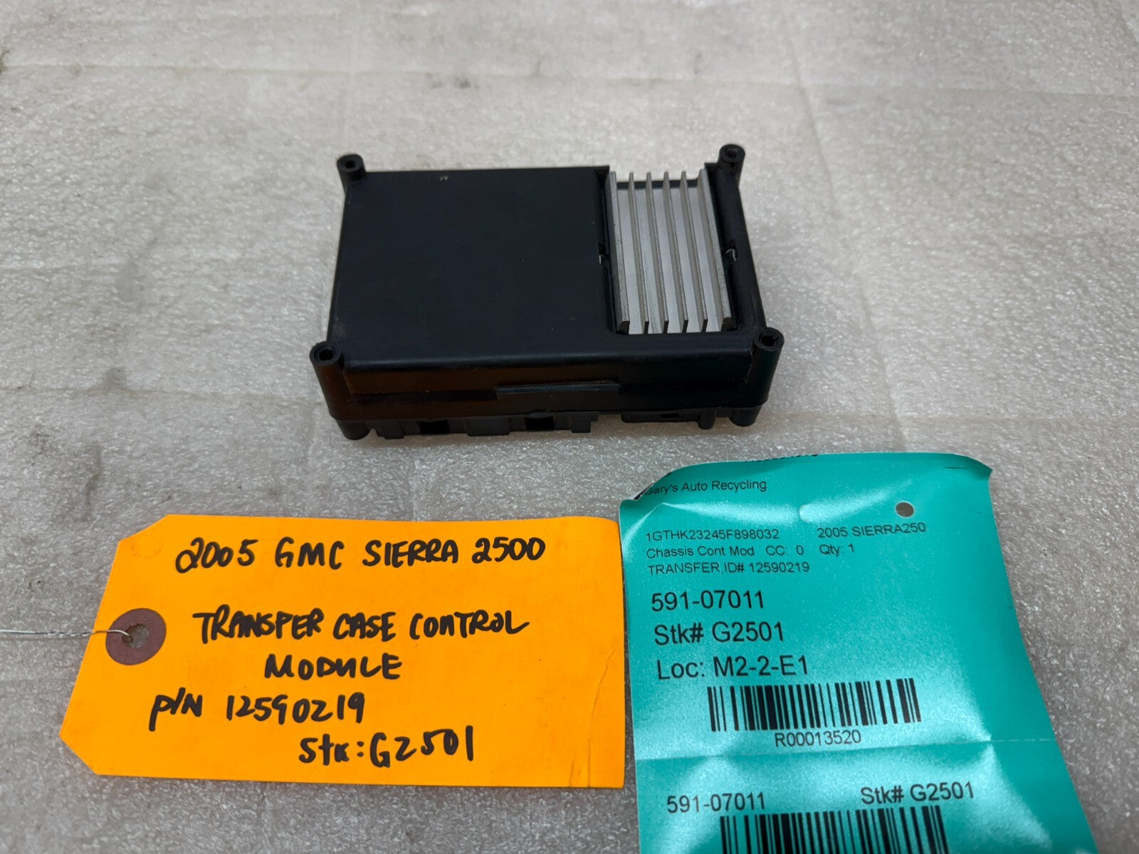 03-06 GMC SIERRA SILVERADO 2500 3500 TRANSFER CASE CONTROL MODULE 12590219