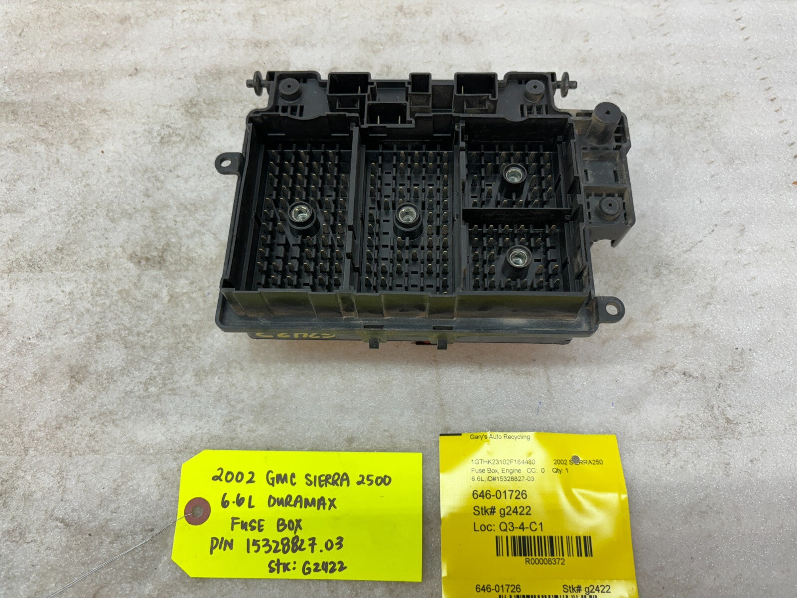 01 02 Chevrolet GMC SILVERADO SIERRA LLY UNDERHOOD FUSE RELAY BOX 15328827-03