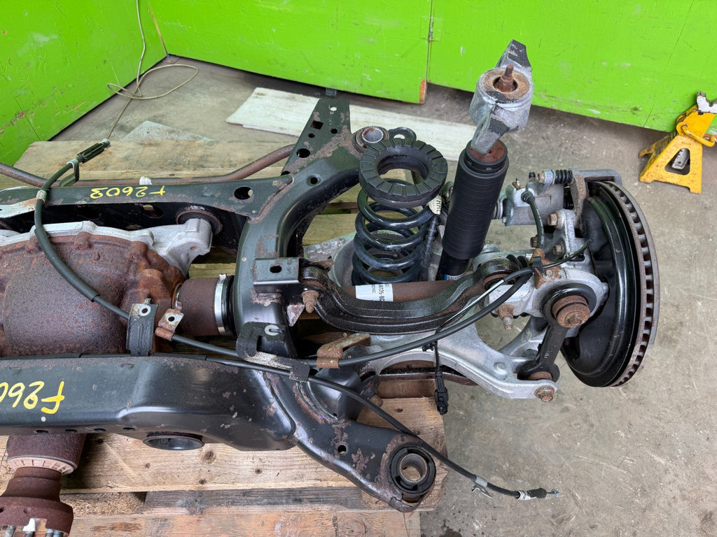 15-22 FORD MUSTANG GT 5.0 REAR SUSPENSION AXLE DIFFERENTIAL 3.55 GEARS