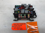 06 Chevrolet GMC 2500hd SIERRA 5.3 6.0 UNDERHOOD FUSE RELAY BOX 15139209-02