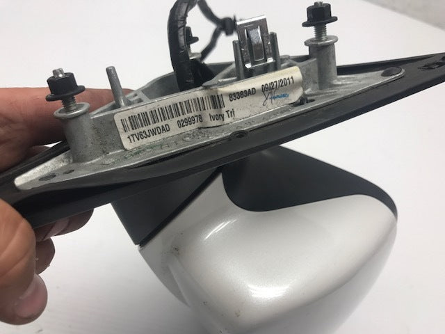 2013 CHRYSLER 300 SRT SRT-8 WHITE OEM LEFT POWER MIRROR ASSEMBLY 11-14