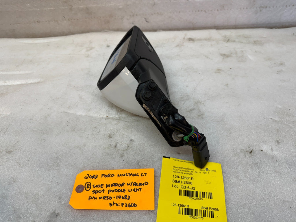 18-23 FORD MUSTANG OEM RIGHT REAR OUTER VIEW MIRROR WHITE MR3B-17682