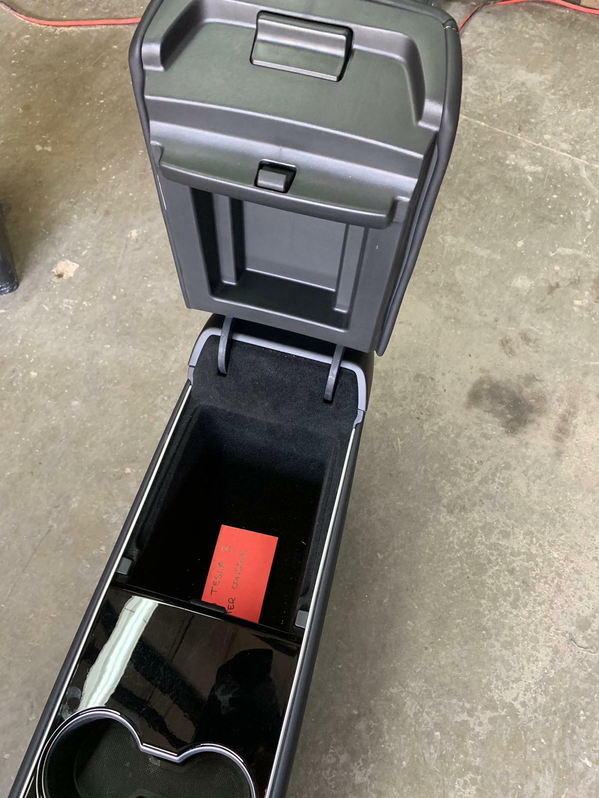 17 18 19 TESLA MODEL 3 COMPLETE CENTER CONSOLE ARMREST PREMIUM