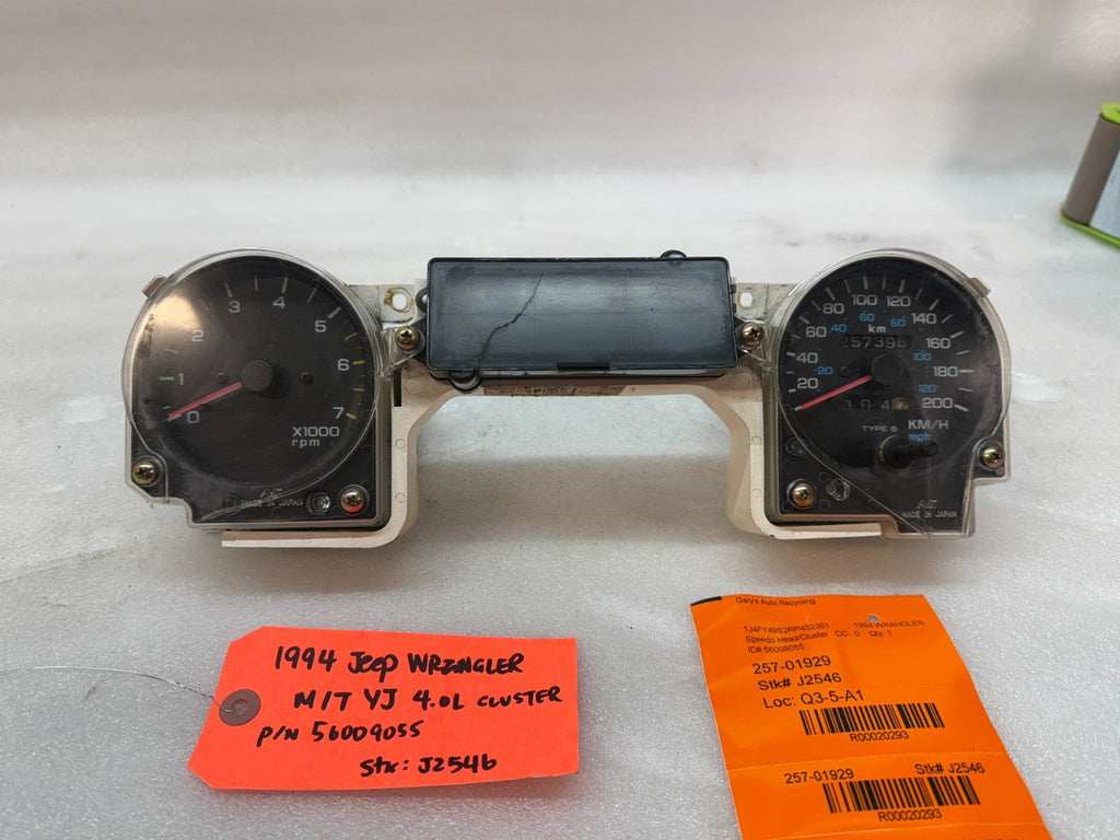 92-95 JEEP WRANGLER YJ OEM METRIC GAUGE CLUSTER SPEEDOMETER TACH 56009055