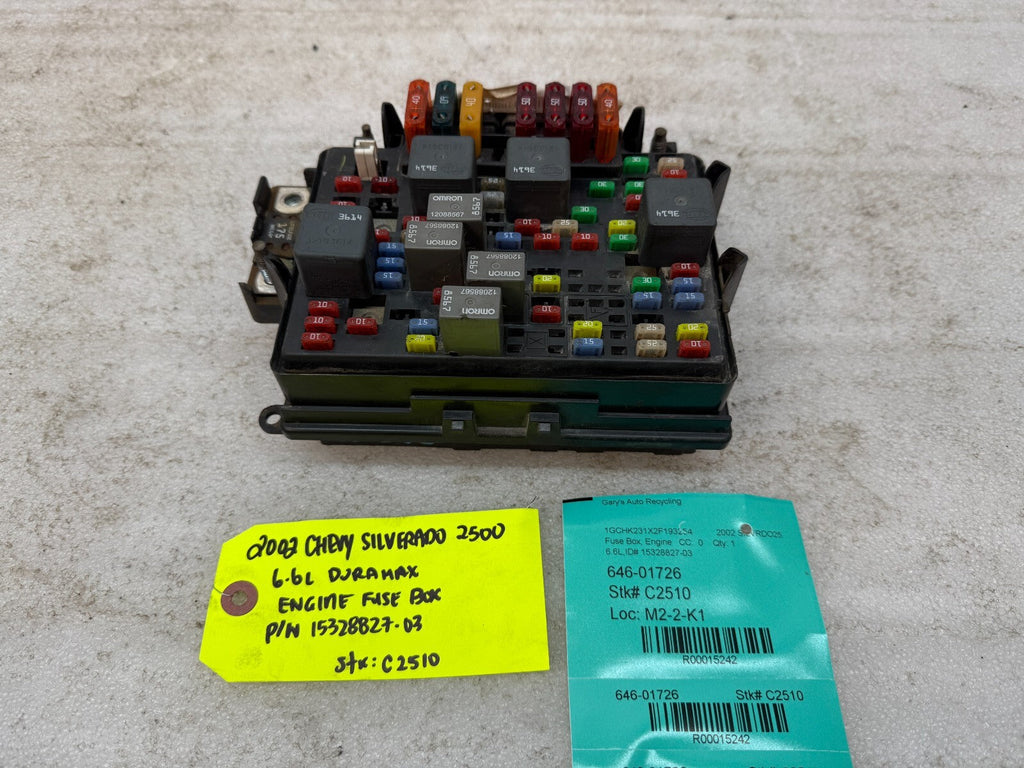 01-05 Chevrolet GMC SILVERADO SIERRA 6.6 LB7 UNDERHOOD FUSEBOX RELAY 15328827-03