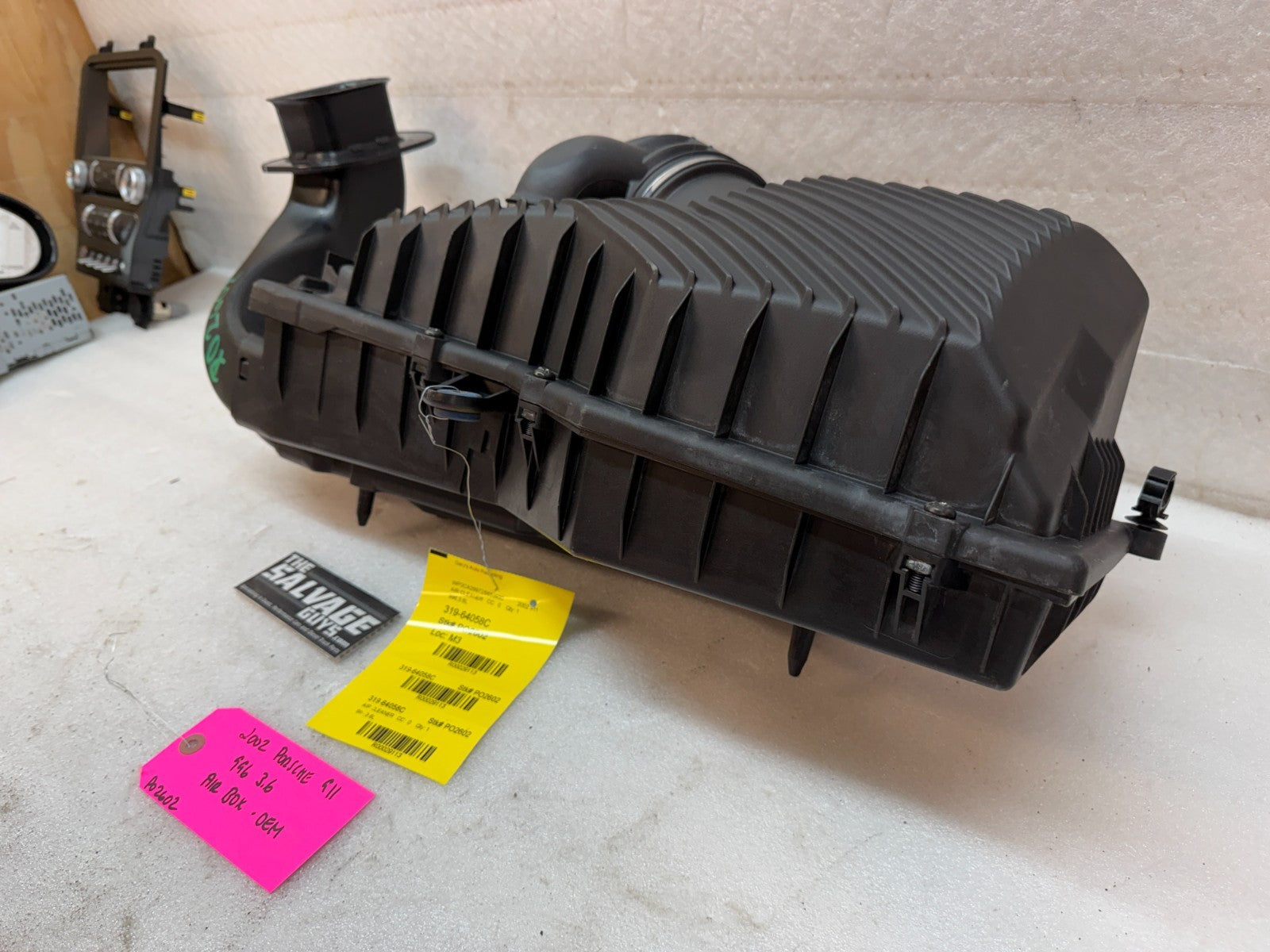 02 PORSCHE 996 911 3.6 3.4 OEM AIRBOX AIR CLEANER HOUSING FILTER 99-04