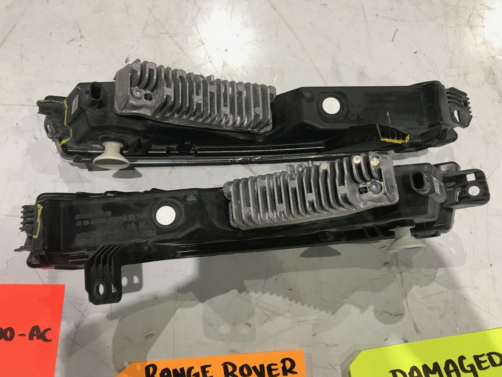 18 19 20 LAND ROVER RANGE ROVER VELAR OEM RIGHT LEFT LED FOGLIGHTS FOG LAMP