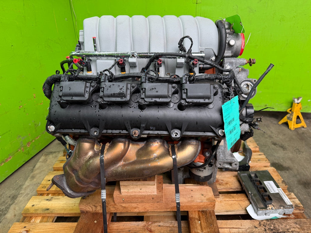 05-10 CHRYSLER 300 CHARGER CHALLENGER SRT8 SRT-8 COMPLETE 6.1 HEMI ENGINE 65K