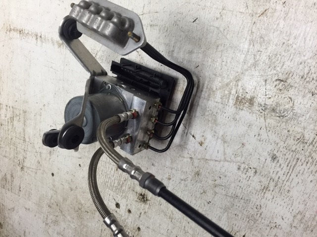 06 Porsche 997 911 C2 ABS BRAKE PUMP CONTROL UNIT 997.355.755.06  05 07 08