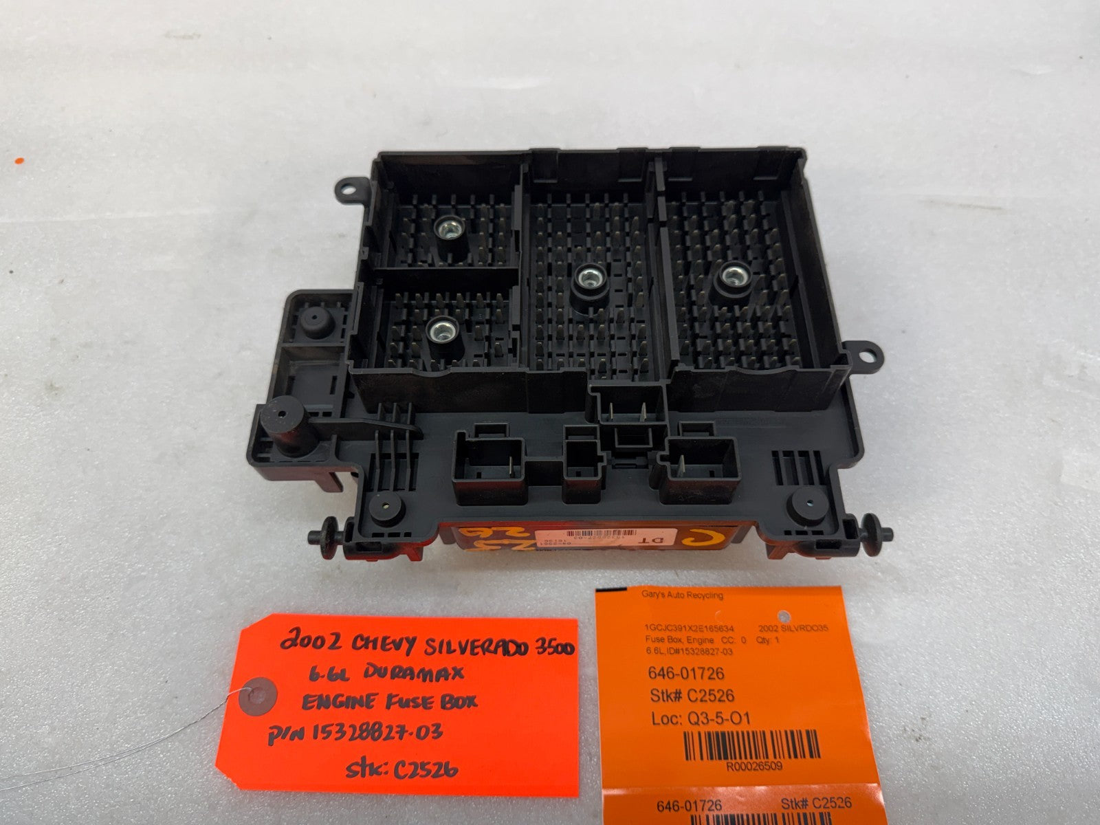 01 02 Chevrolet GMC SILVERADO SIERRA LB7 UNDERHOOD FUSE RELAY BOX 15328827-03