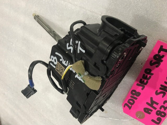 18 JEEP GRAND CHEROKEE SRT8 SRT-8 OEM AUTOMATIC SHIFTER ASSEMBLY 68335942AC
