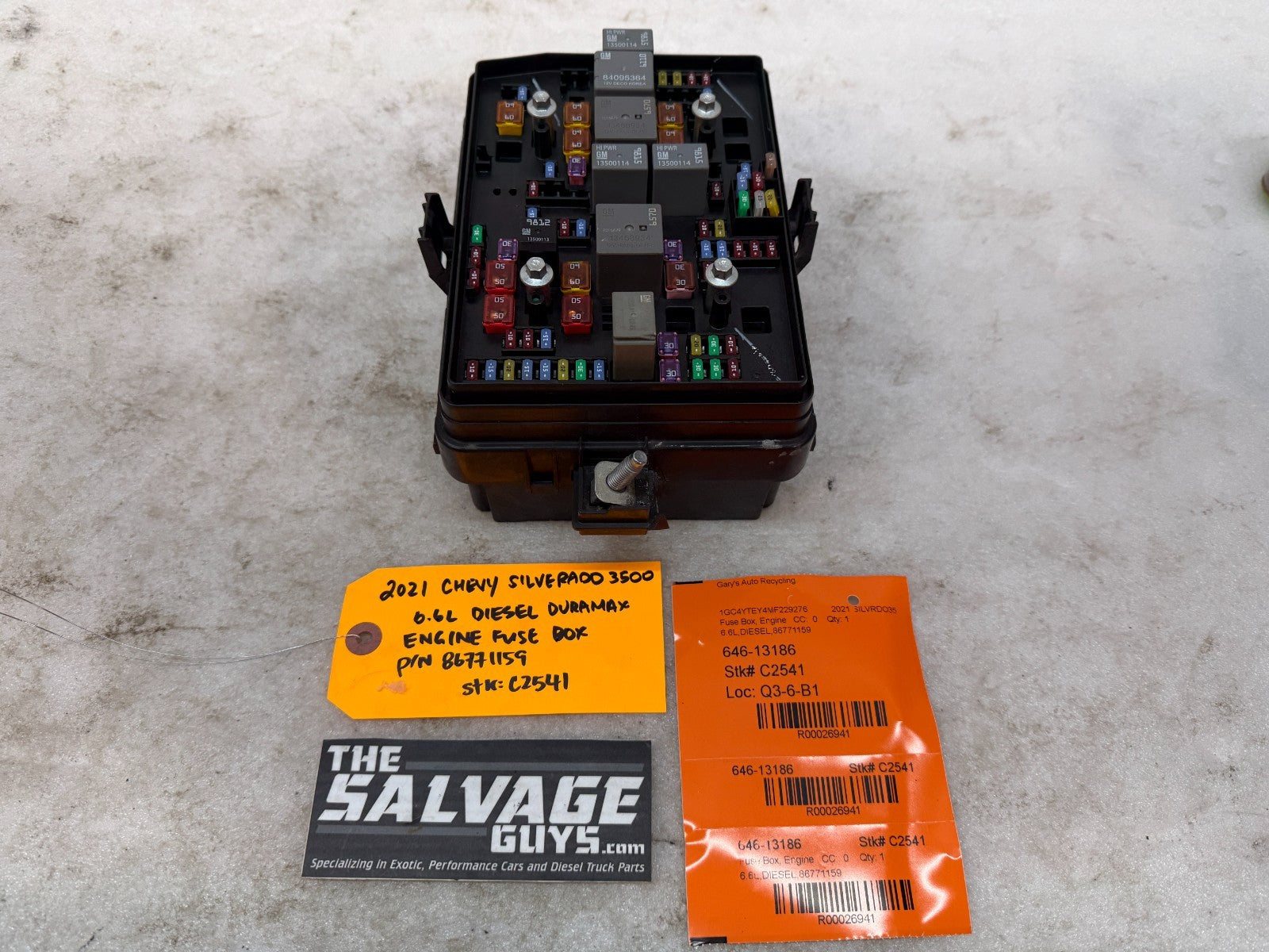 21 CHEVROLET GMC SIERRA SILVERADO 3500 2500 ENGINE FUSE RELAY BOX 86771159 19-21
