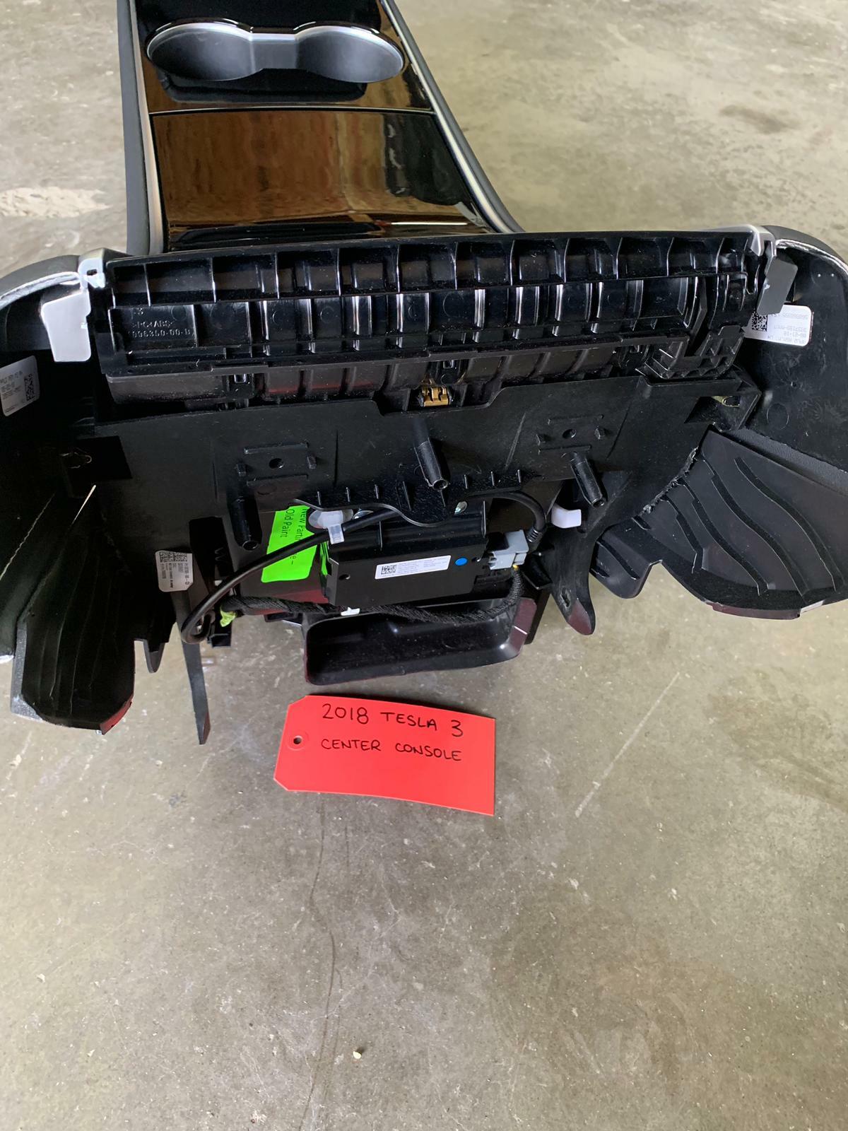 17 18 19 TESLA MODEL 3 COMPLETE CENTER CONSOLE ARMREST PREMIUM