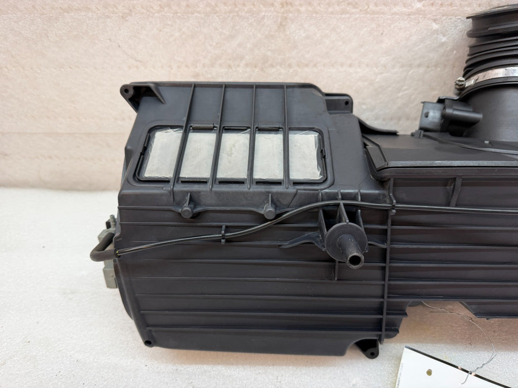 09 PORSCHE 997 911 3.8 DFI OEM AIRBOX AIR CLEANER HOUSING 09-12