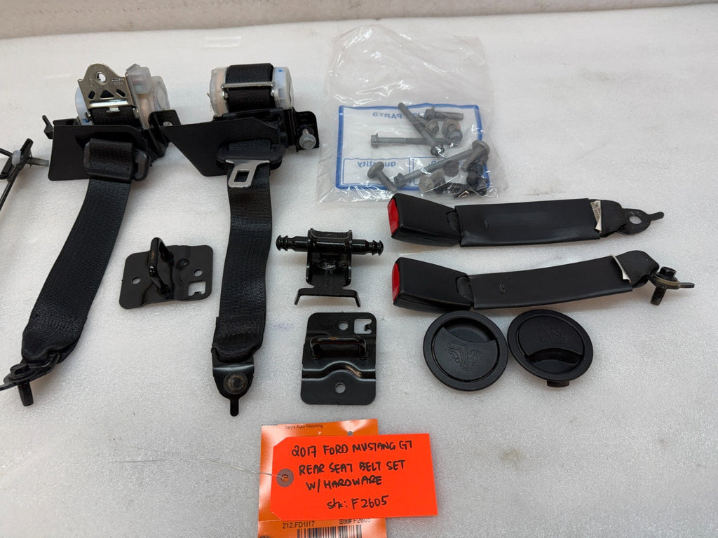 15-22 FORD MUSTANG GT 5.0 REAR SEATBELTS BELTS BRACKETS HARDWARE