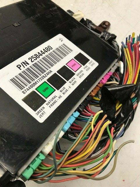08 09 10 Chevrolet GMC DURAMAX LMM 6.6 BCM BODY CONTROL MODULE WIRING 25844480