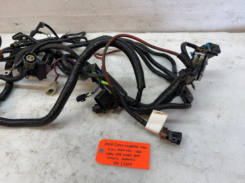 06 07 Chevrolet GMC 2500HD 3500 4wd CREW CAB SHORT BOX CHASSIS WIRING HARNESS