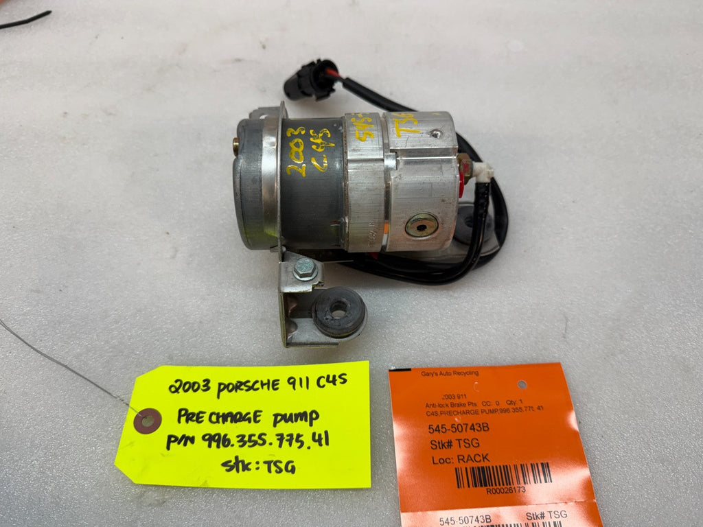 03 PORSCHE 911 996 C4S TURBO OEM ABS PRE CHARGE PUMP 99635577541 01-05