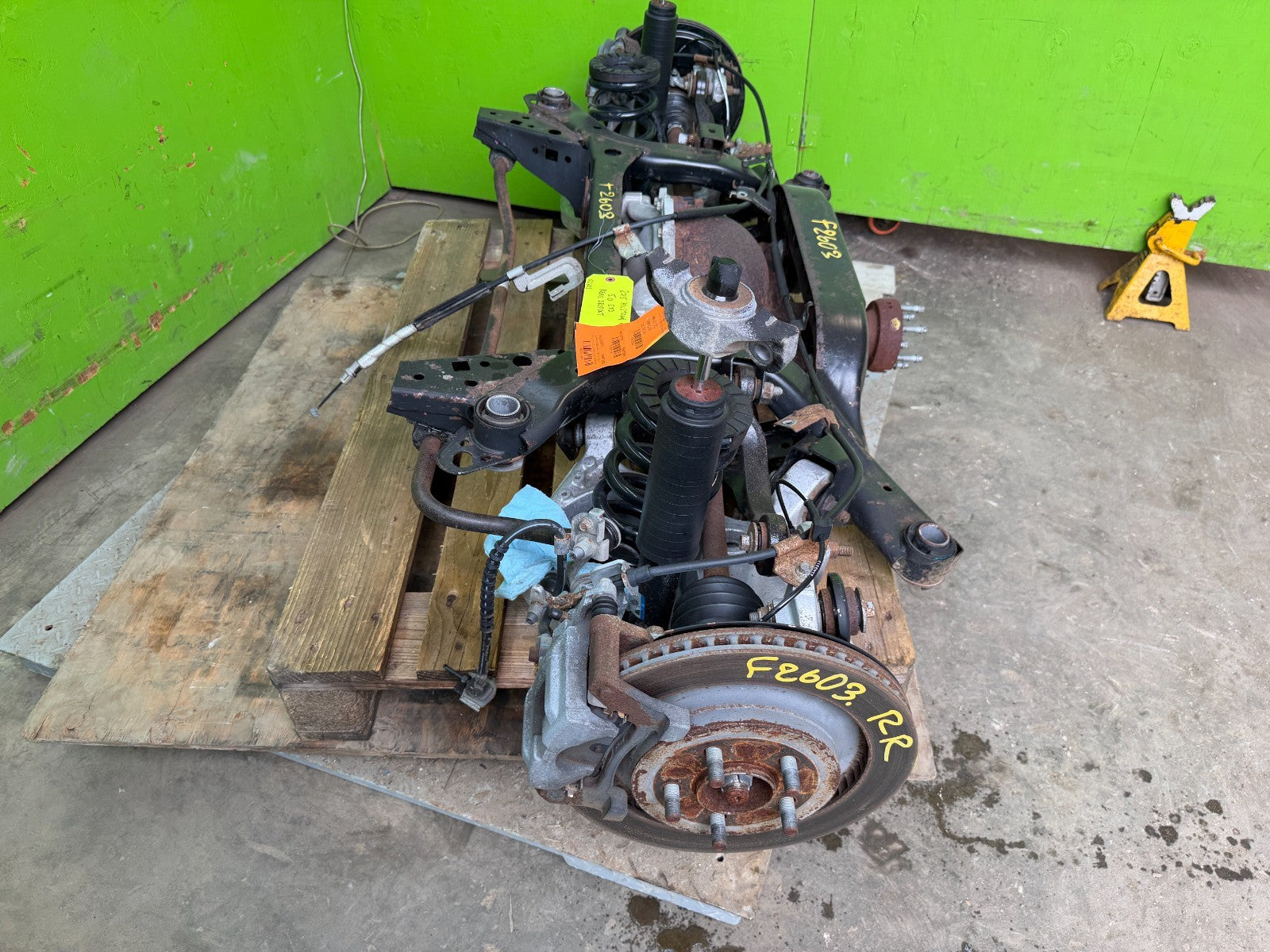 15-22 FORD MUSTANG GT 5.0 REAR SUSPENSION AXLE DIFFERENTIAL 3.55 GEARS