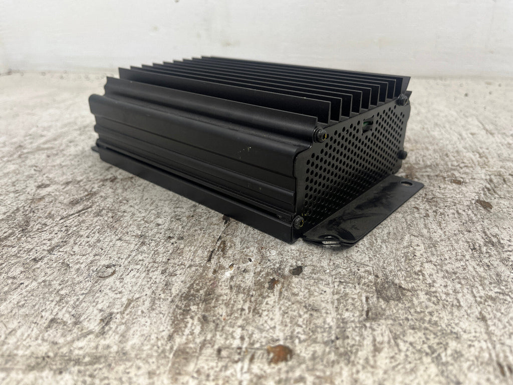 03-09 MERCEDES R230 SL500 SL55 AMG OEM BOSE STEREO RADIO AMPLIFIER 2308200189