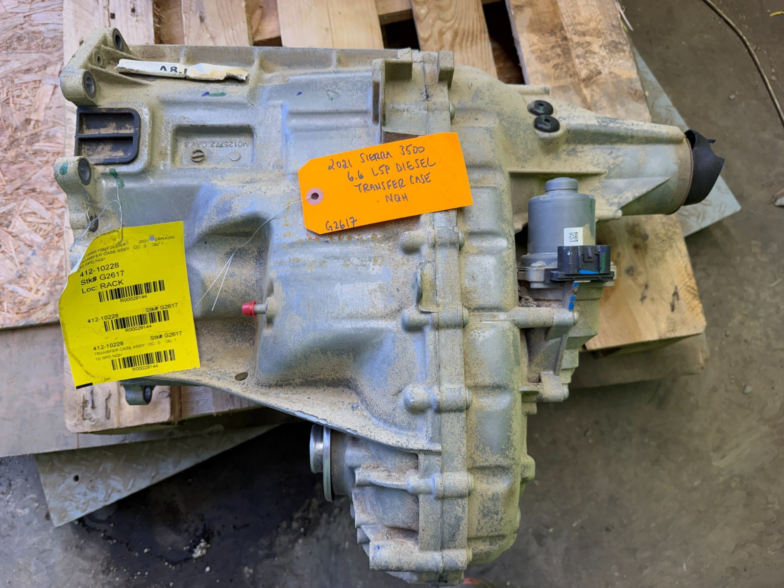 20-25 Chevrolet GMC 3500hd SIERRA 2500 6.6 DIESEL NQH TRANSFER CASE 84714300